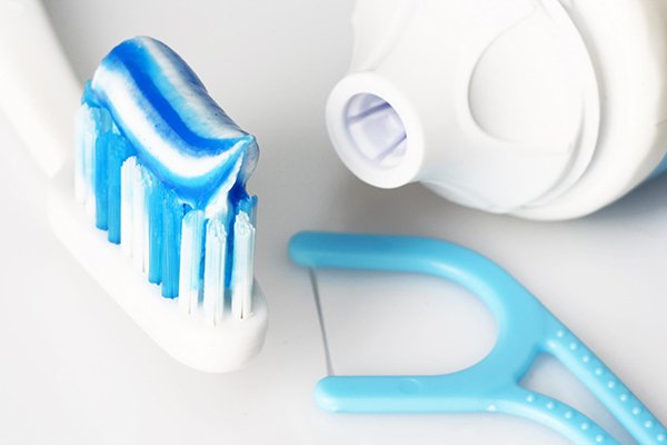 Why is brushing & flossing important for your oral health